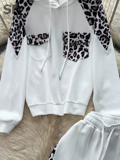 UNIKCOSA’s 2025 Winter Leopard Lounge Set — Thick Hoodie + Wide-Leg Pants with Pockets