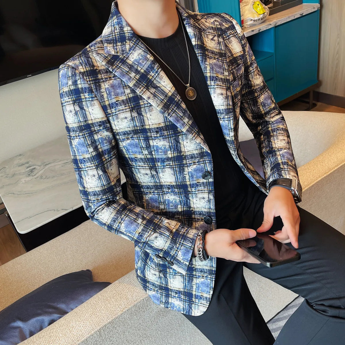 UNIKCOSA Men’s Plaid Blazer – Slim Fit Two-Button Korean Luxury Suit Jacket (Autumn/Winter 2025)