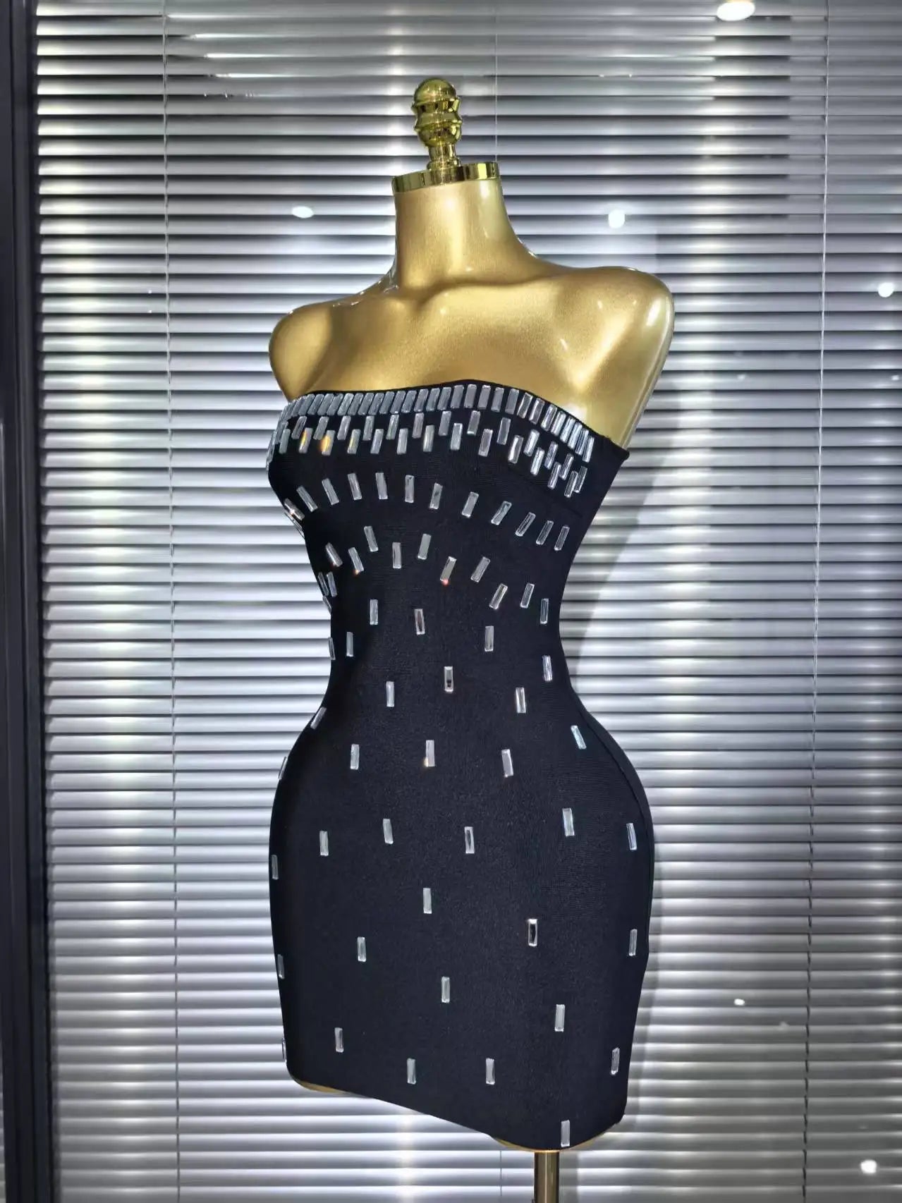 UNIKCOSA’s Crystal Strapless Bodycon Mini Dress — Shimmering Black Bandage Party Elegance