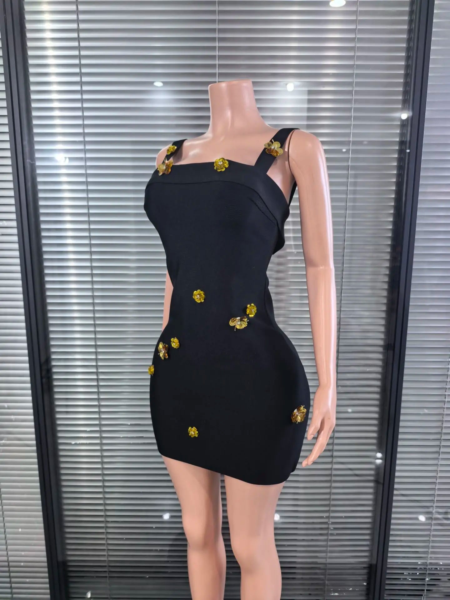 UNIKCOSA’s Golden Sequin Square Collar Mini Dress — Sleeveless Bodycon Bandage Party Glam