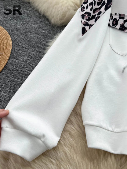 UNIKCOSA’s 2025 Winter Leopard Lounge Set — Thick Hoodie + Wide-Leg Pants with Pockets