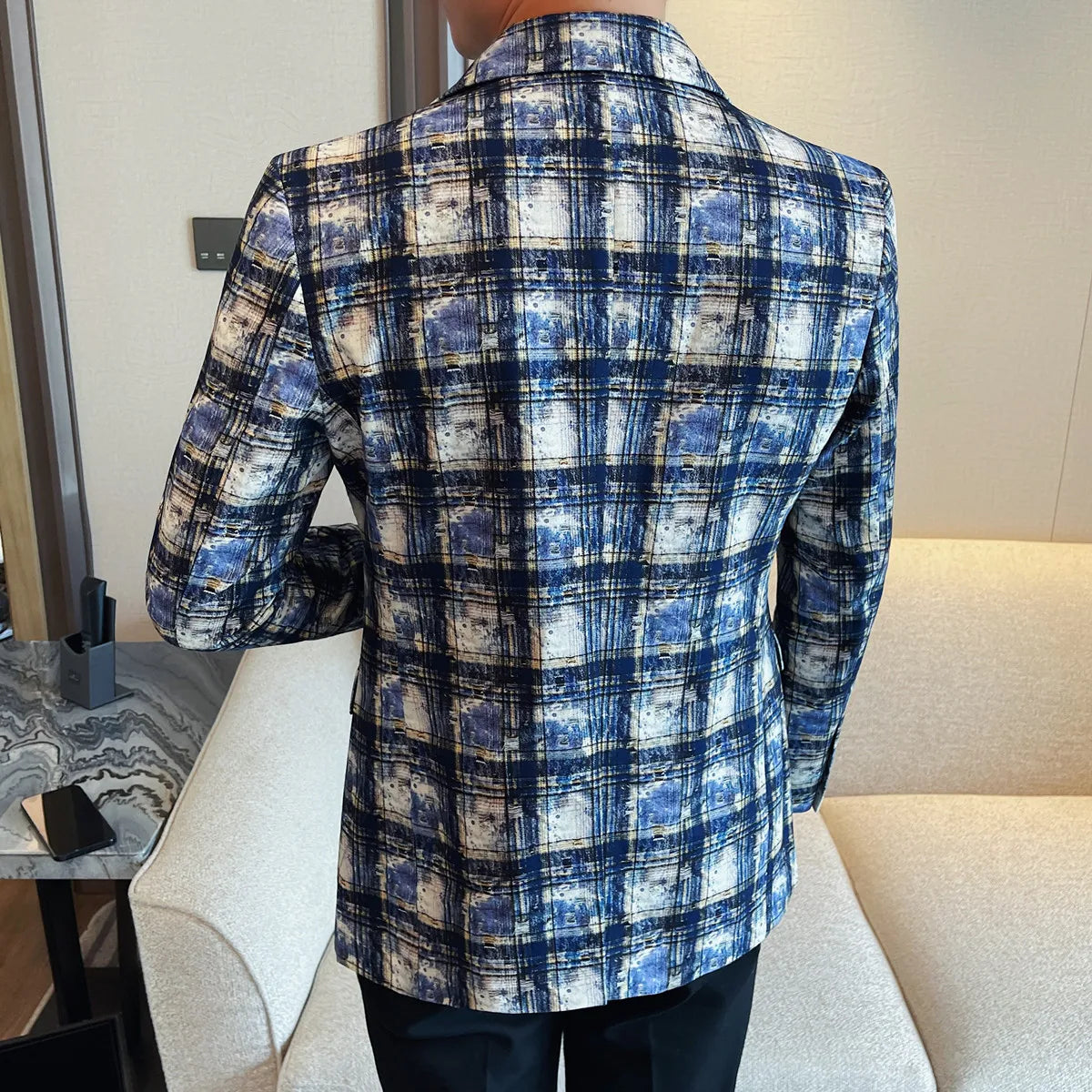 UNIKCOSA Men’s Plaid Blazer – Slim Fit Two-Button Korean Luxury Suit Jacket (Autumn/Winter 2025)