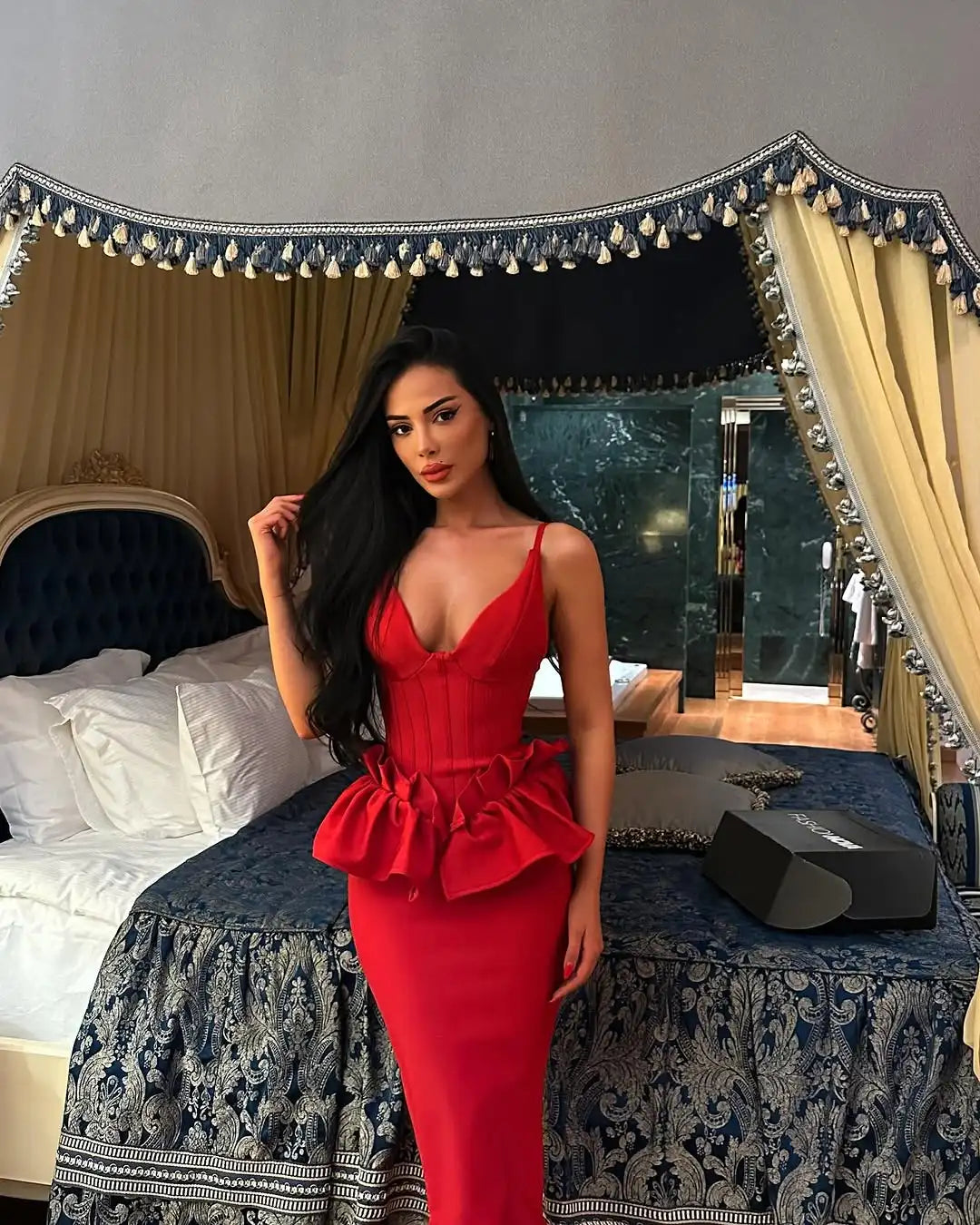 UNIKCOSA’s Valentine Ruffle Bandage Dress — Sleeveless V-Neck Bodycon Elegance