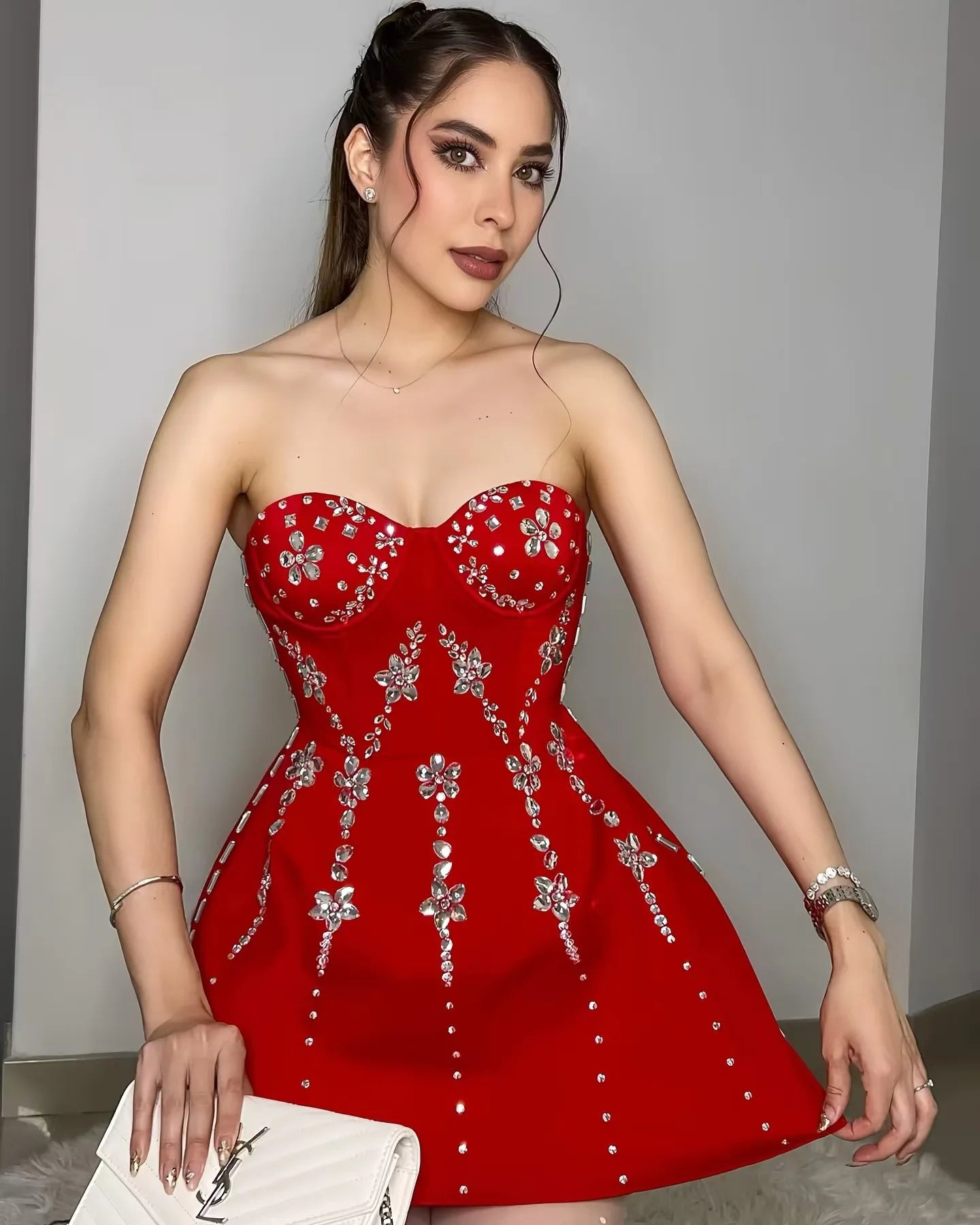 UNIKCOSA’s Crystal Strapless Mini Dress — Black & Red Shimmering Bandage A-Line Party Outfit