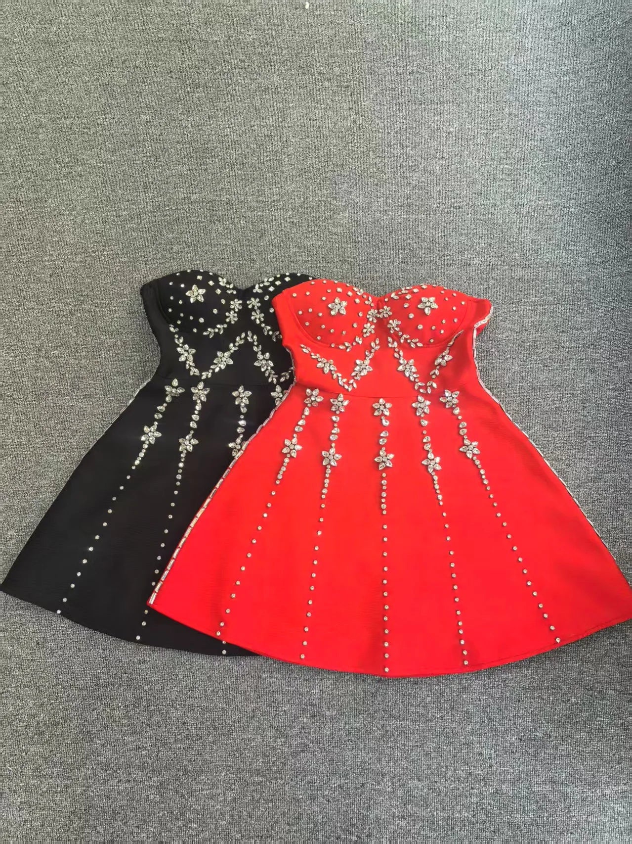 UNIKCOSA’s Crystal Strapless Mini Dress — Black & Red Shimmering Bandage A-Line Party Outfit
