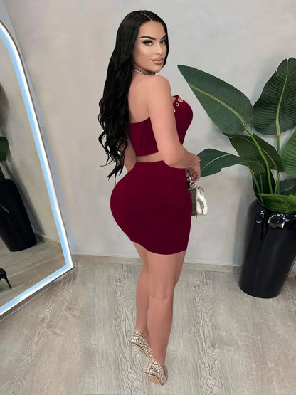 UNIKCOSA’s Irregular Y2K 2-Piece Party Set — Strapless Split Top + Peach-Hip Skirt Clubwear
