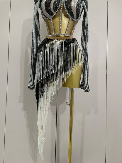 UNIKCOSA’s 2025 Diamond Sequin Tassel Set — Mesh Long-Sleeve Crop Top + Skirt Party Glam