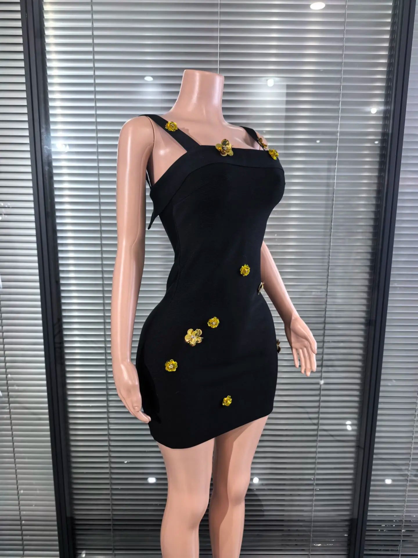 UNIKCOSA’s Golden Sequin Square Collar Mini Dress — Sleeveless Bodycon Bandage Party Glam