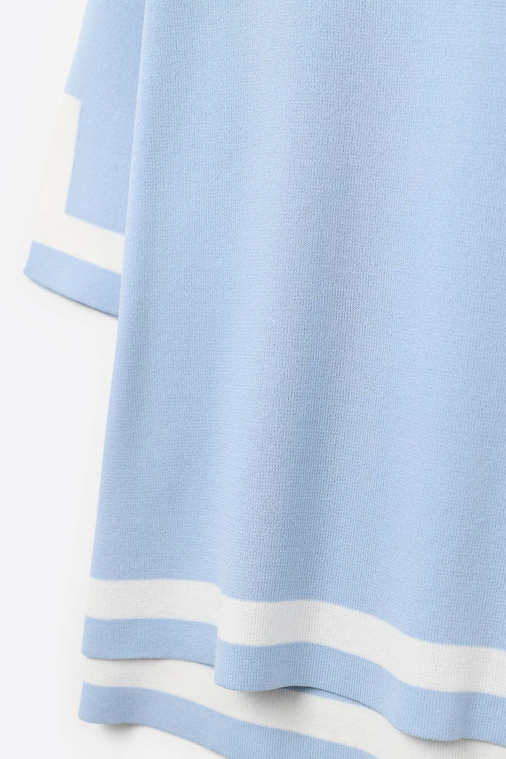 baby blue Fine Knit sweater with Contrast Stripe in white Detail and 3/4 Sleeves