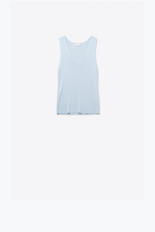 Q2 baby blue sleeveless fine knitted top With V-Neck