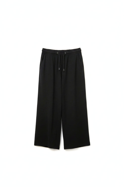 Q2 Black wide leg joggers