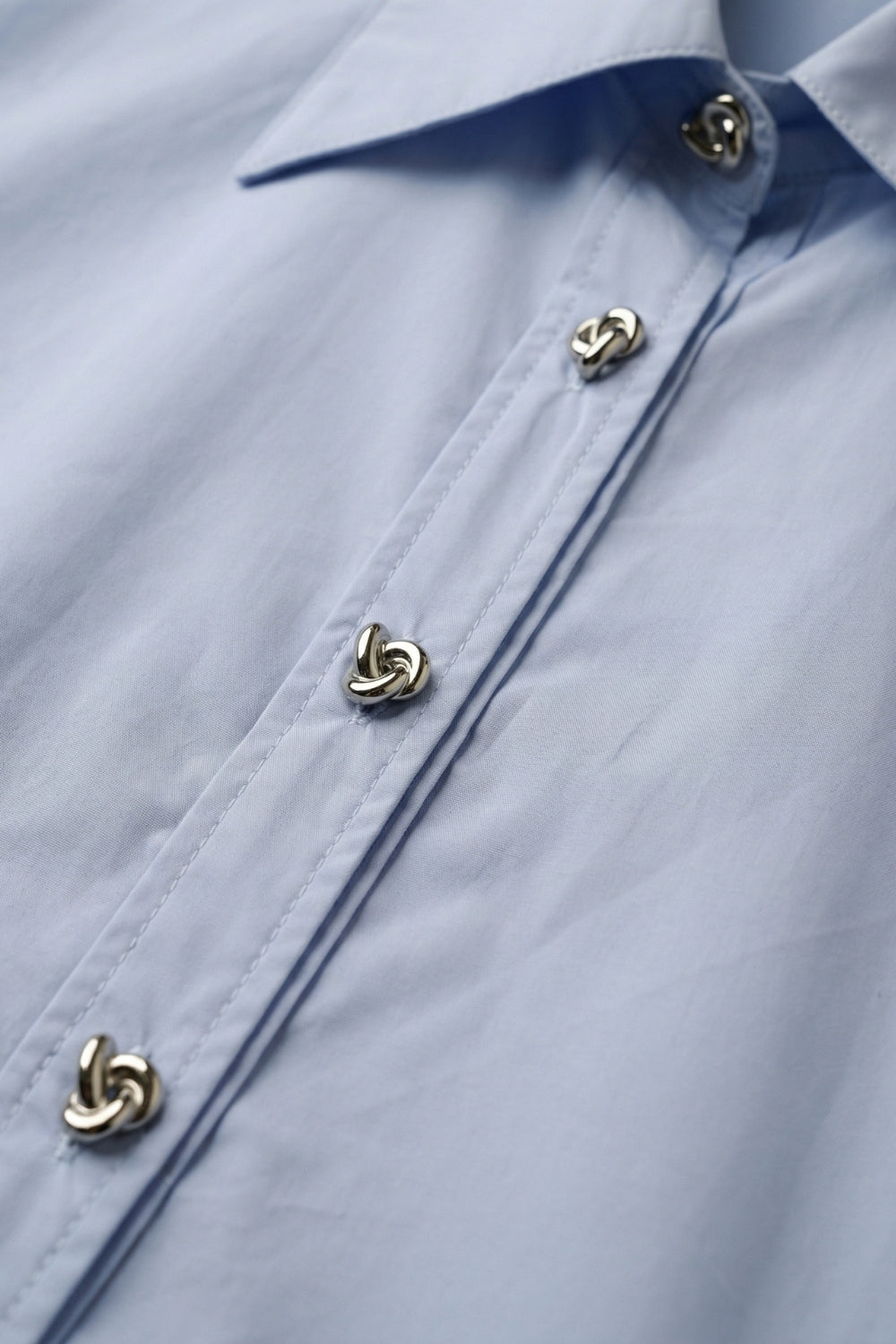 blue poplin Short-Sleeve Kimono Shirt with silver buttons