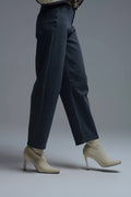 Comfortable stretch jeans with barrel leg in grey