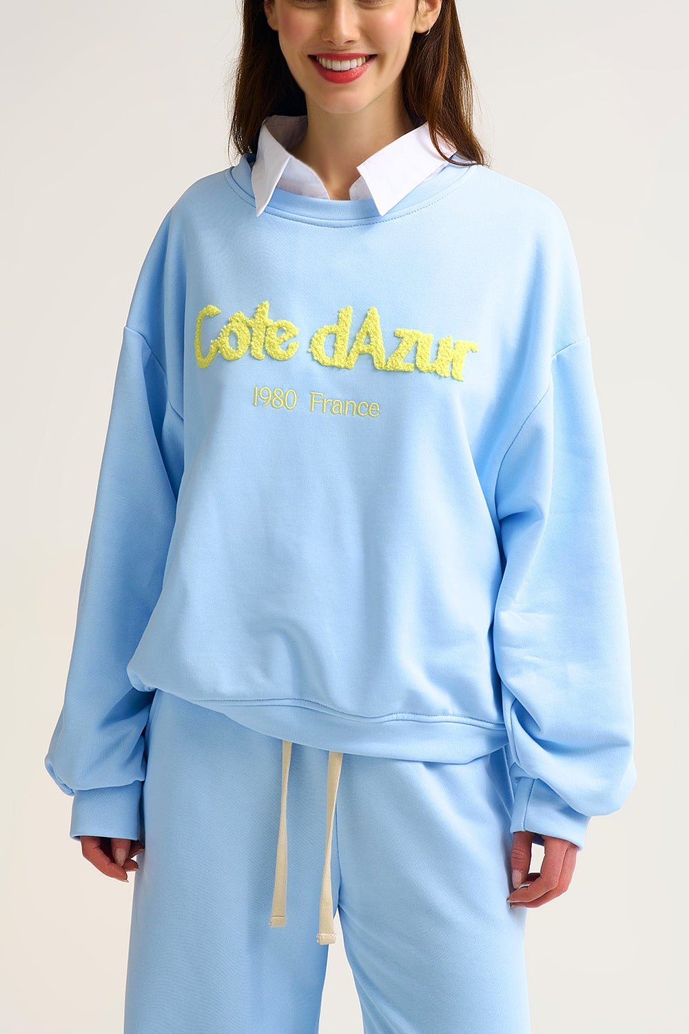 Côte d’Azur Embroidered Pastel Blue Sweatshirt
