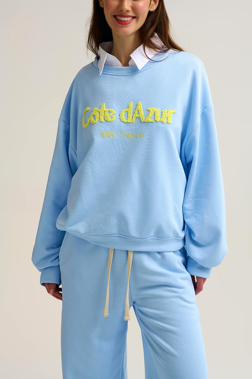 Côte d’Azur Embroidered Pastel Blue Sweatshirt