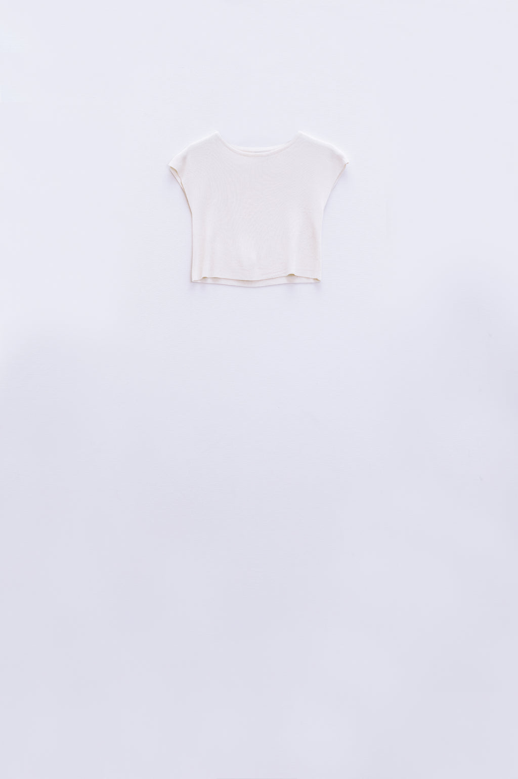 Q2 Cropped Knitted Short Sleeves T-shirt in White