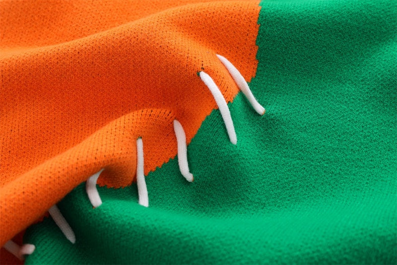 UNIKCOSA RetroMuse Colorblock Sweater Unisex Crewneck 💫