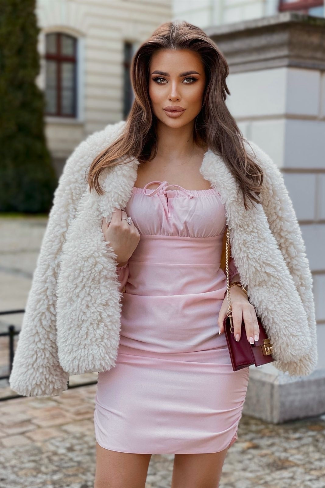 https://cdn.shopify.com/s/files/1/0868/8281/2251/files/d4bee0495a4400d7781b2c42b20e2589.jpg?v=1760172767