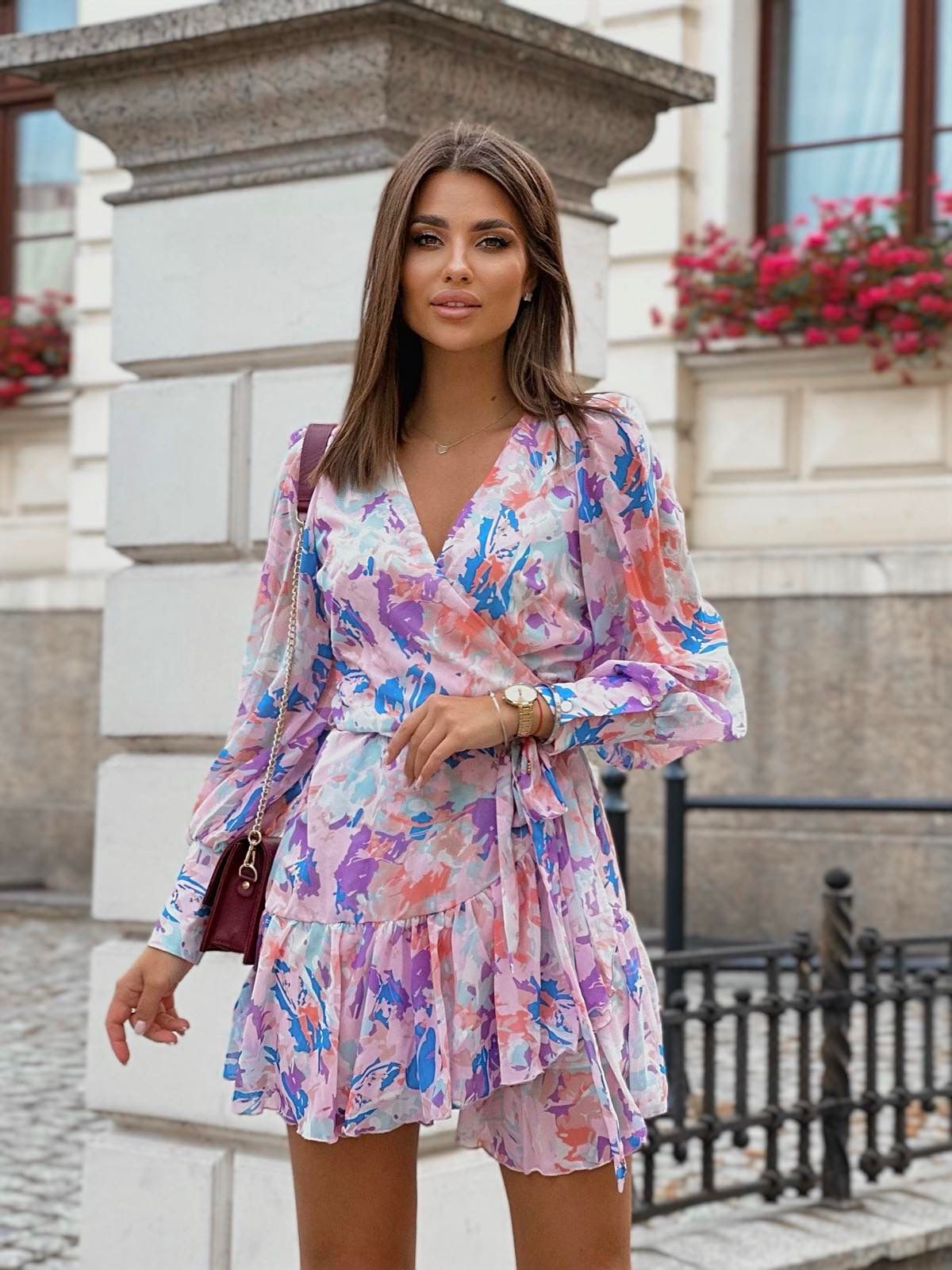https://cdn.shopify.com/s/files/1/0868/8281/2251/files/e26e4eda6bebb3ac346c42c2c5afafb6.jpg?v=1760172372