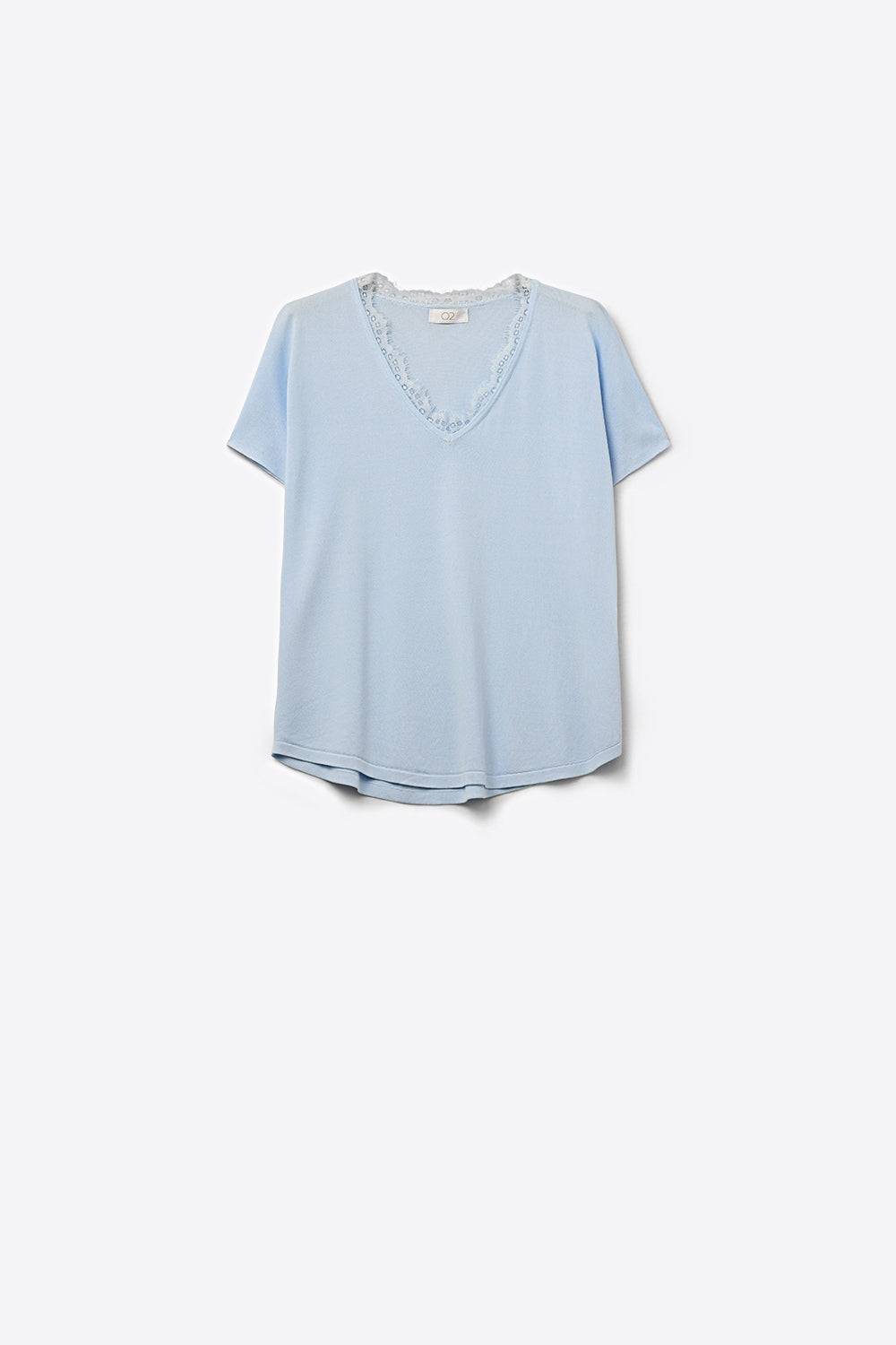 Q2 Fine and soft knit sweater with V-neck and lace trim in baby blue