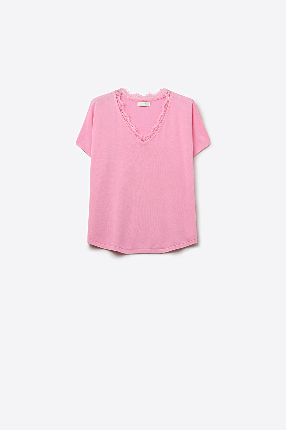 Q2 Fine and soft knit sweater with V-neck and lace trim in pink