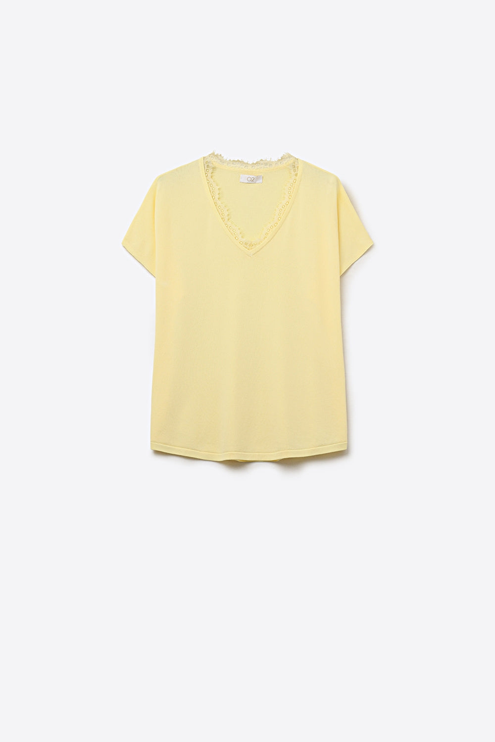 Q2 Fine and soft knit sweater with V-neck and lace trim in yellow