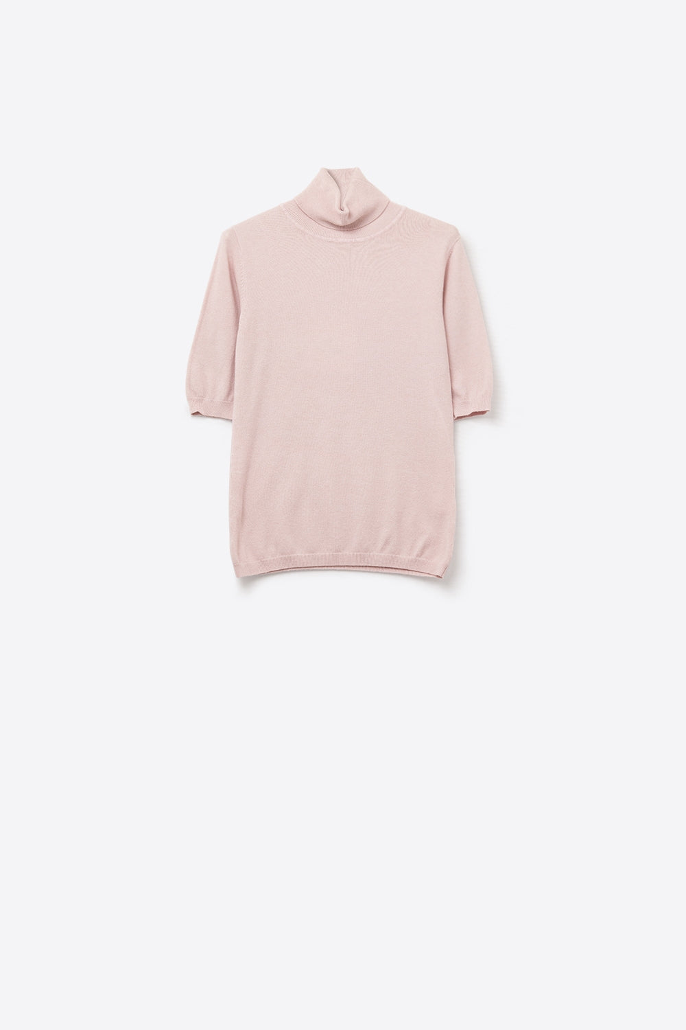 Q2 Fine knit sweater in pink with a high neck and elbow-length sleeves