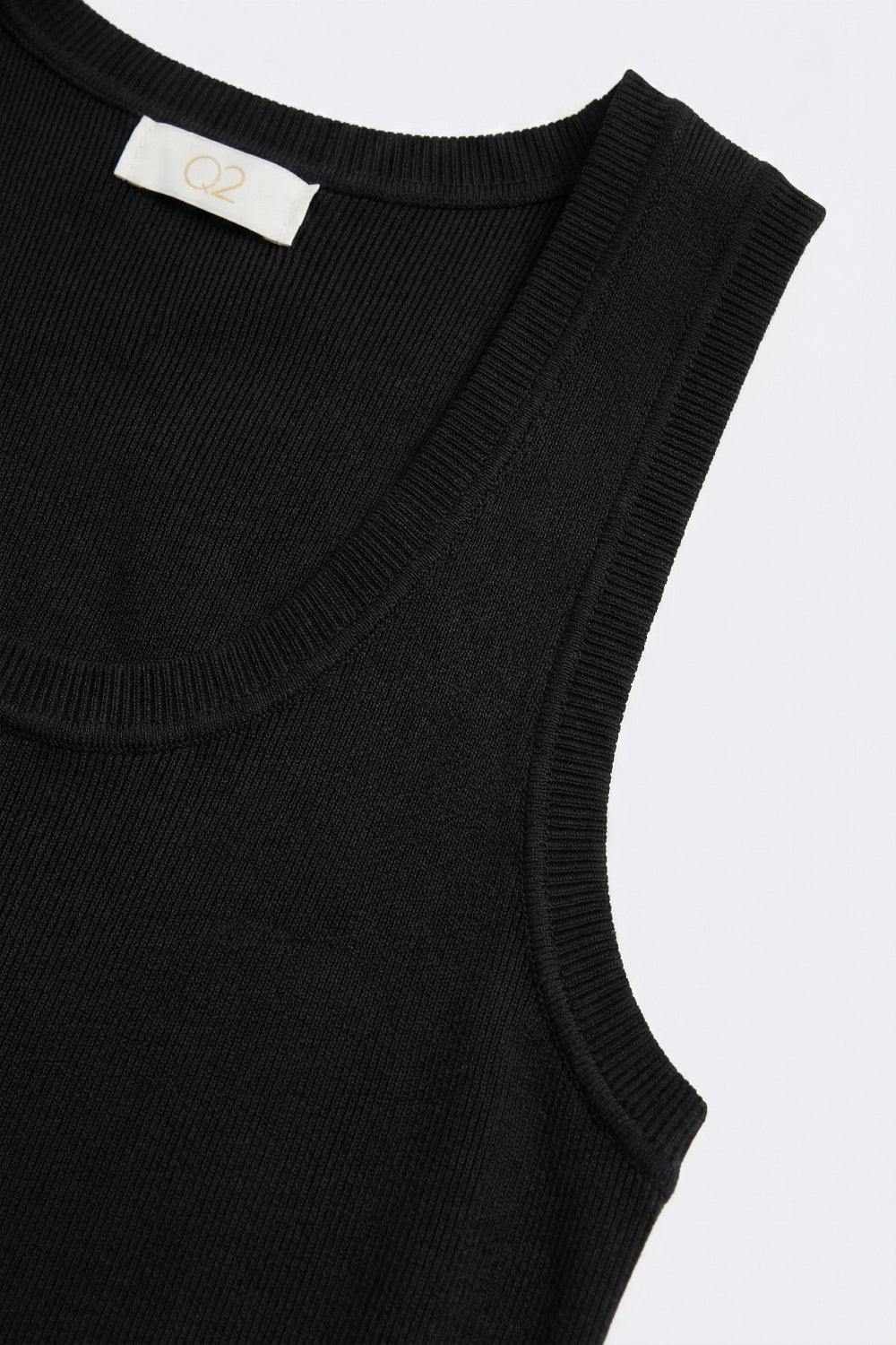 fine Knit Tank Top with Scoop in black