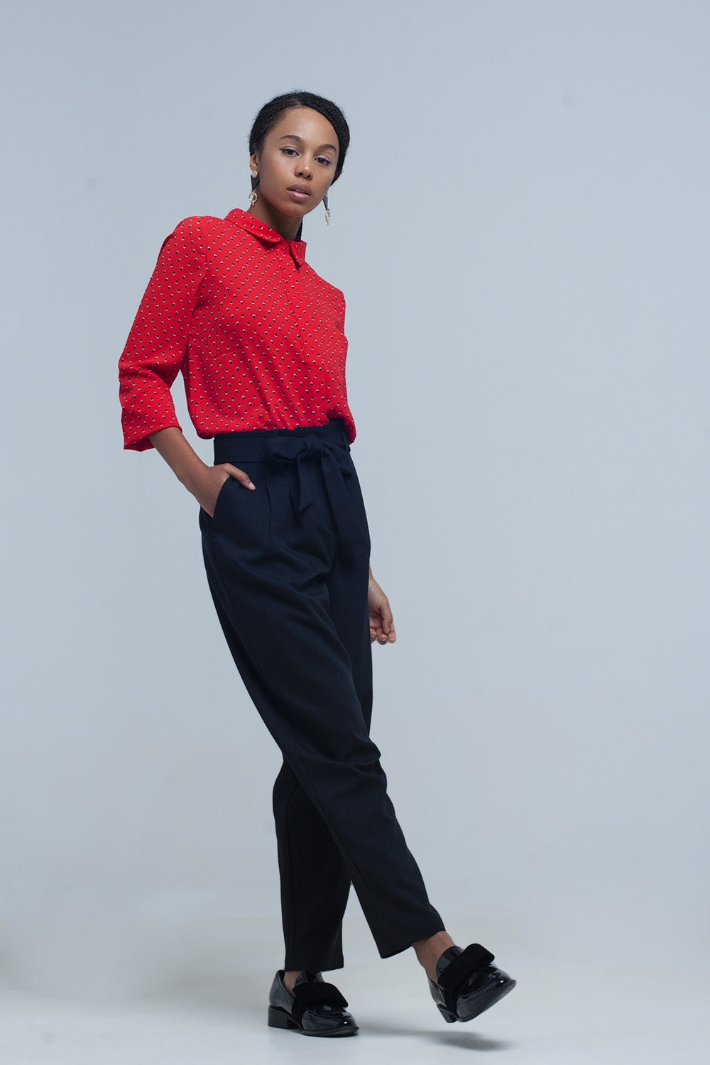 Q2 High waist black pants with belt