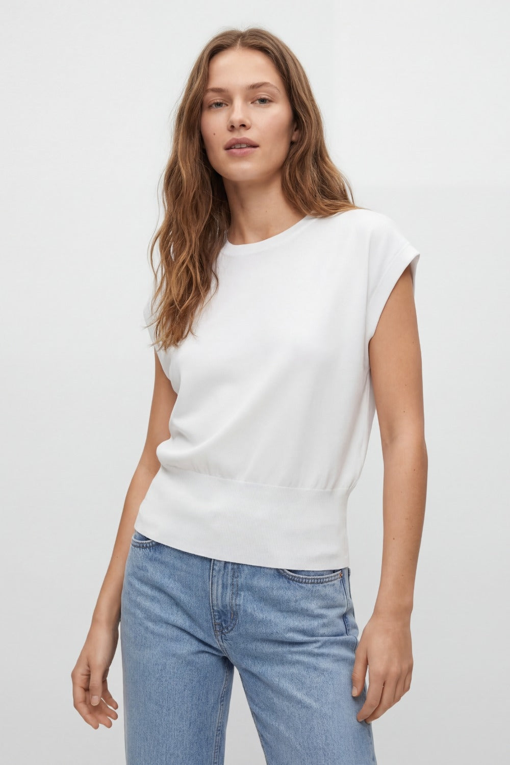 Lightweight Knit sweater with Wide Ribbed Waistband in white
