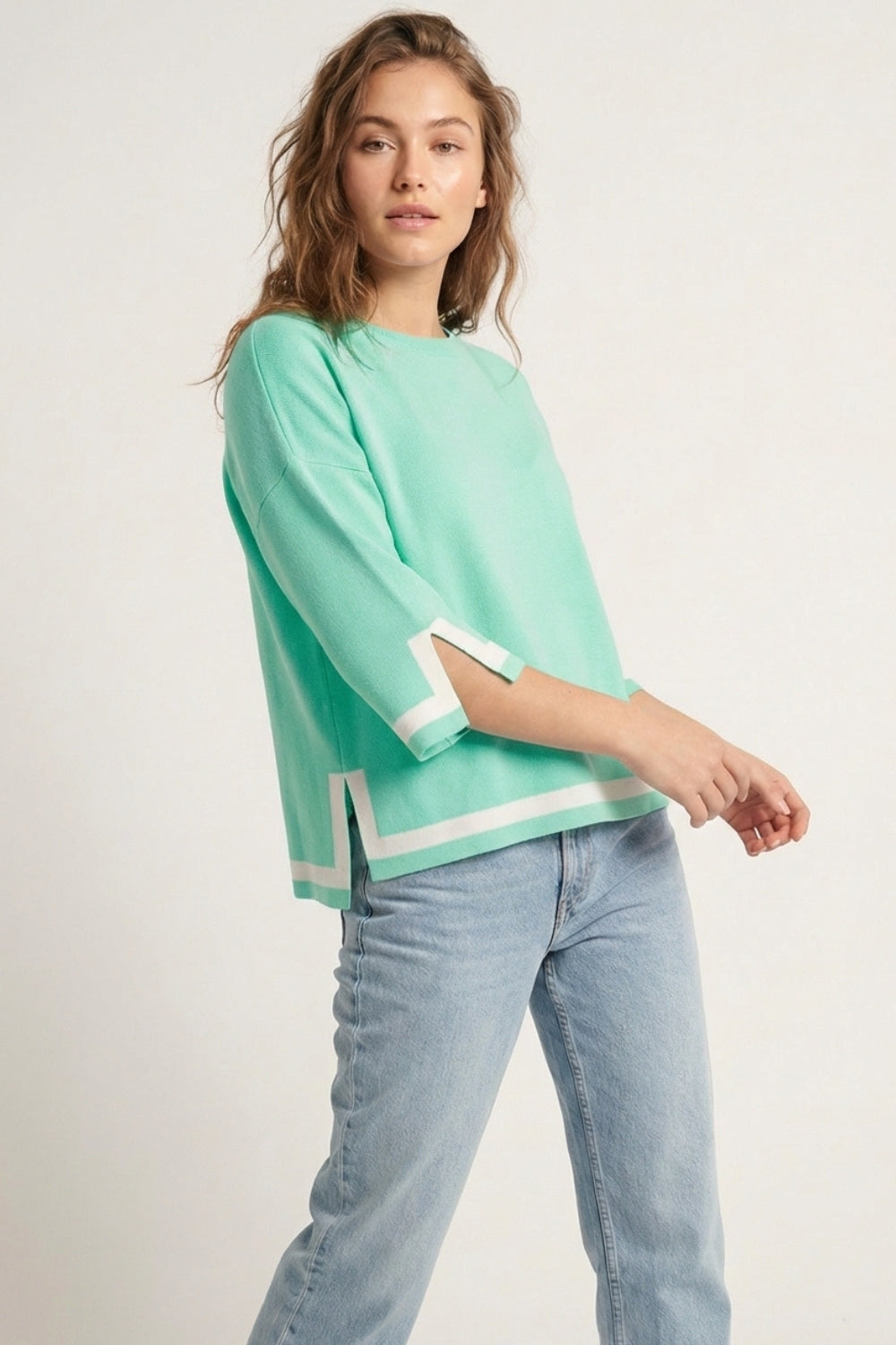 Mint green Fine Knit sweater with Contrast Stripe in white Detail and 3/4 Sleeves
