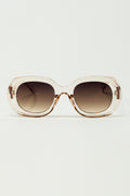 Q2 Oversized Circular Sunglasses in translucent white