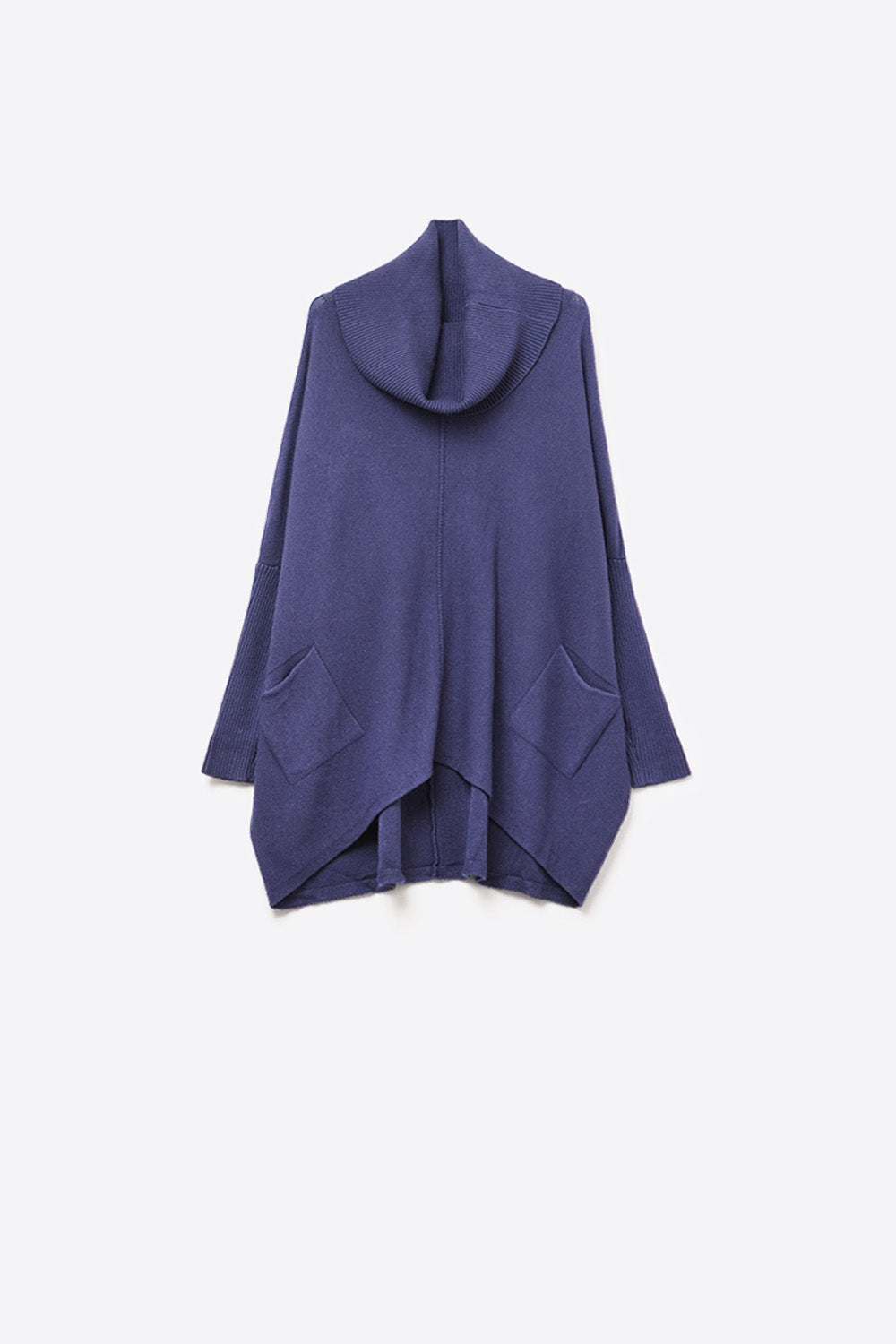 Q2 Oversized navy sweater with front pockets
