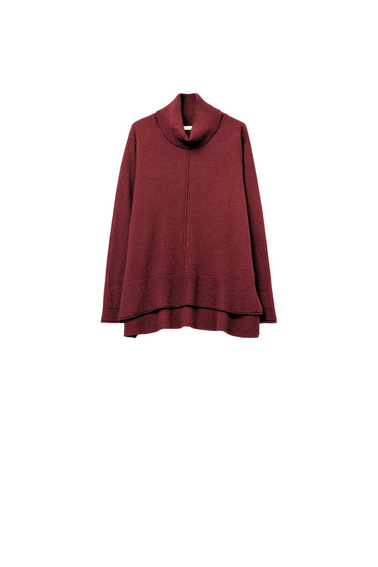 Q2 Oversized Roll Neck Sweater in Burgundy