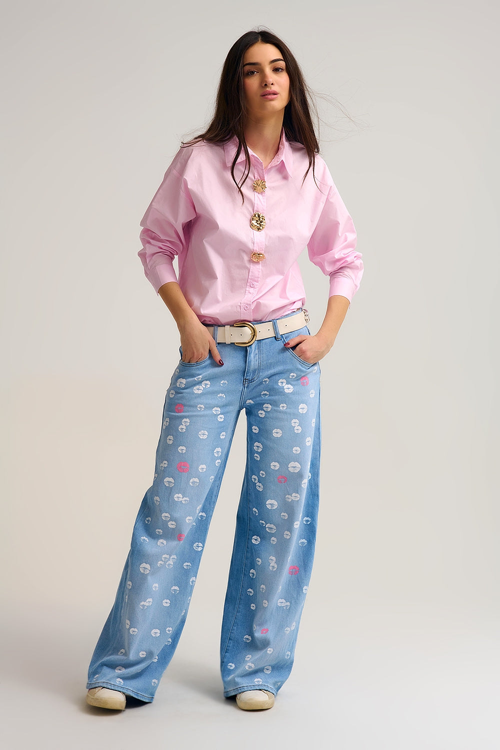 relaxed poplin Cotton Shirt in pink with Gold Buttons