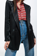 Q2 Satin blazer in black