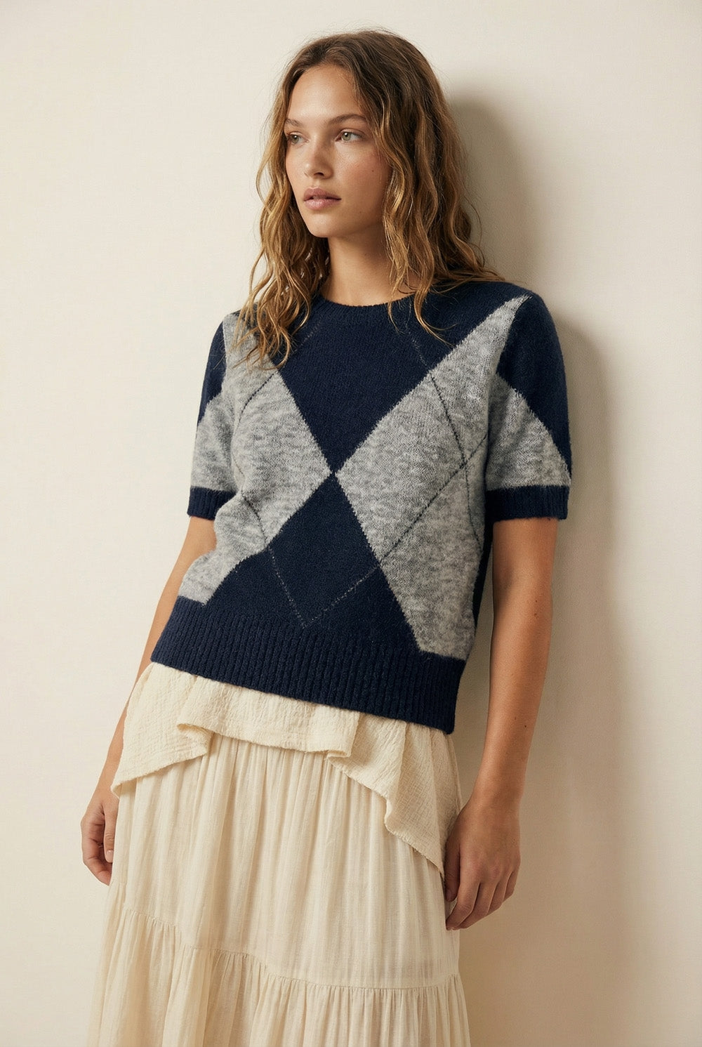 Q2 short-sleeved sweater with diamond print in navy and grey