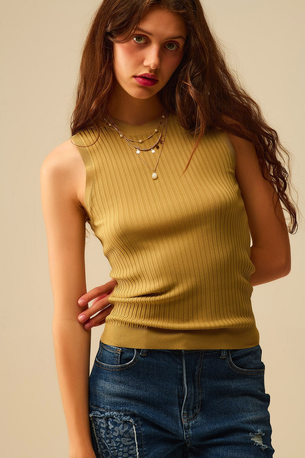 Sleeveless Ribbed knitted Top In camel