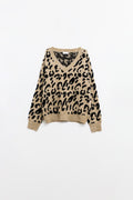 Q2 Soft knit v-neck sweater with leopard print