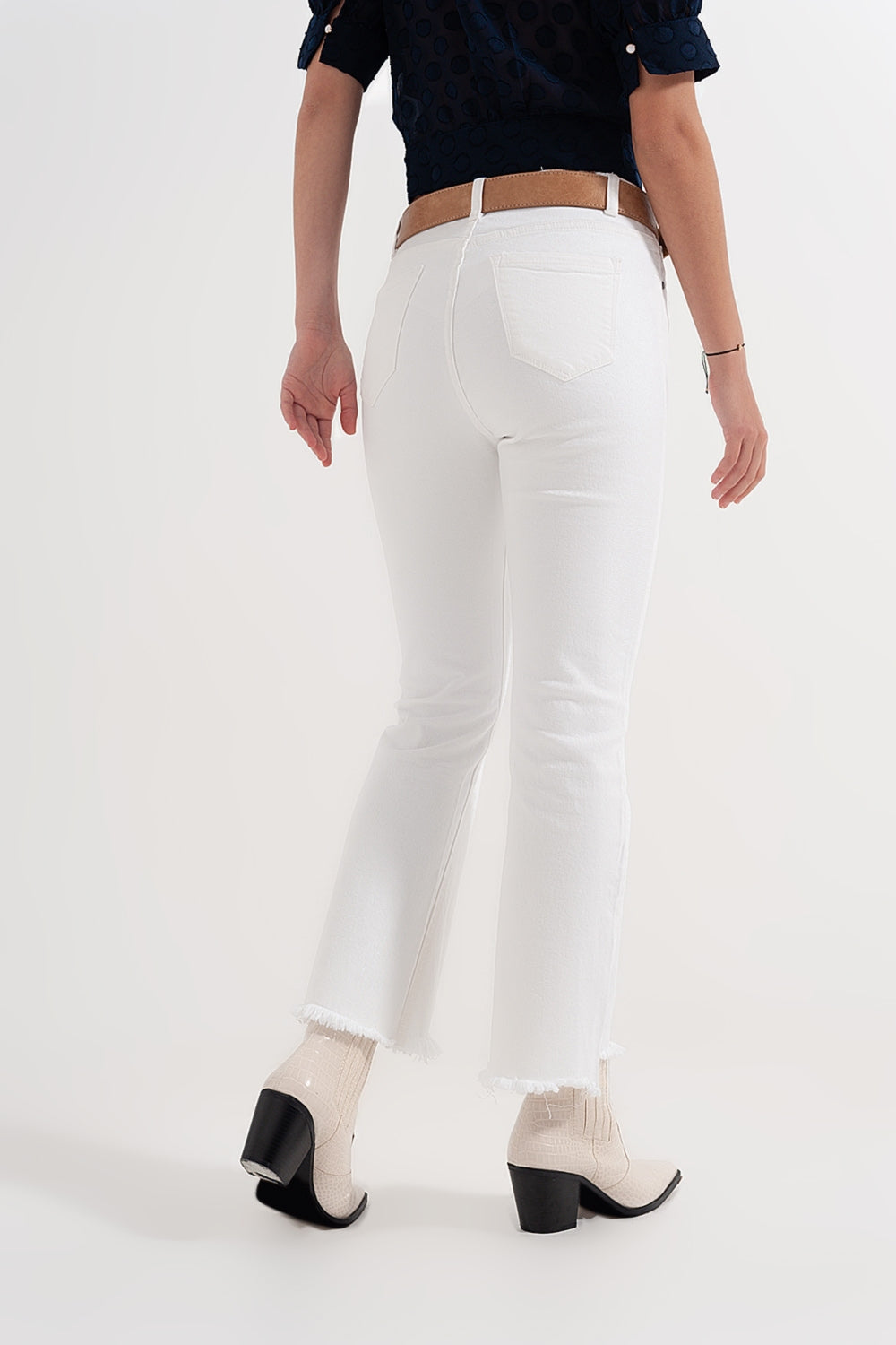 Straight Pants in White with Wide Ankles