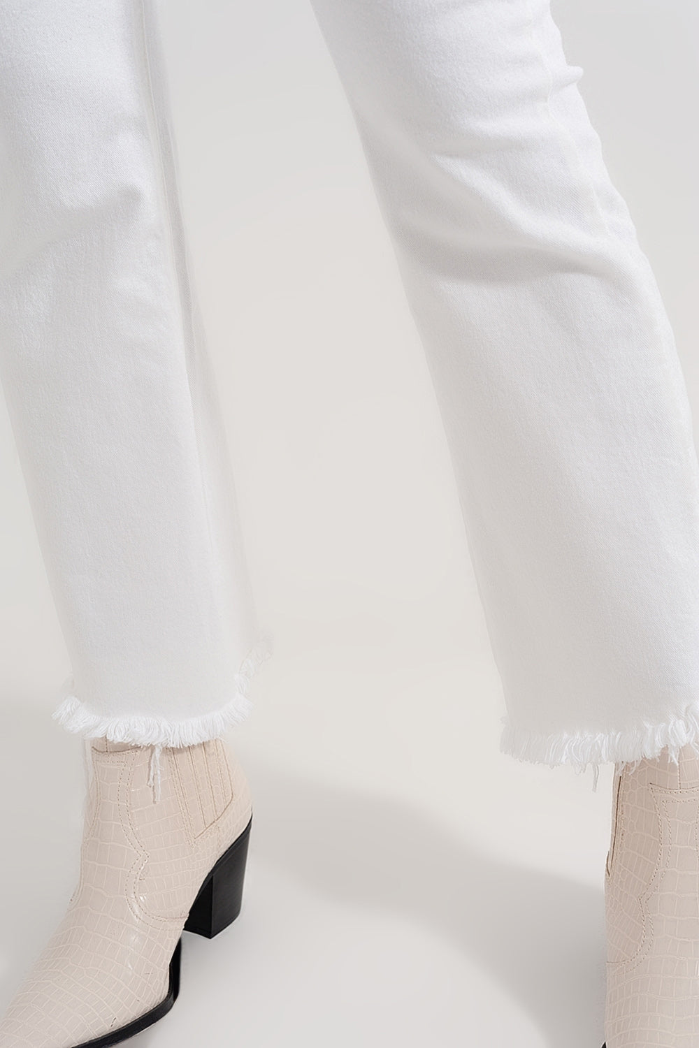 Straight Pants in White with Wide Ankles