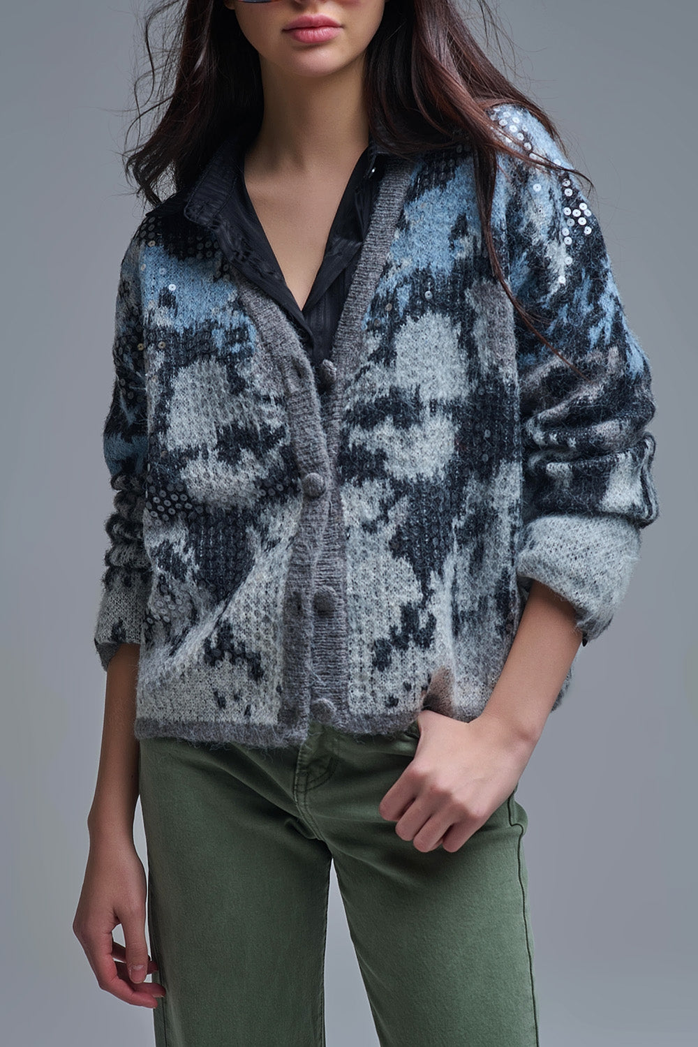 Stylish Gray Knit Cardigan with sequin Abstract Print