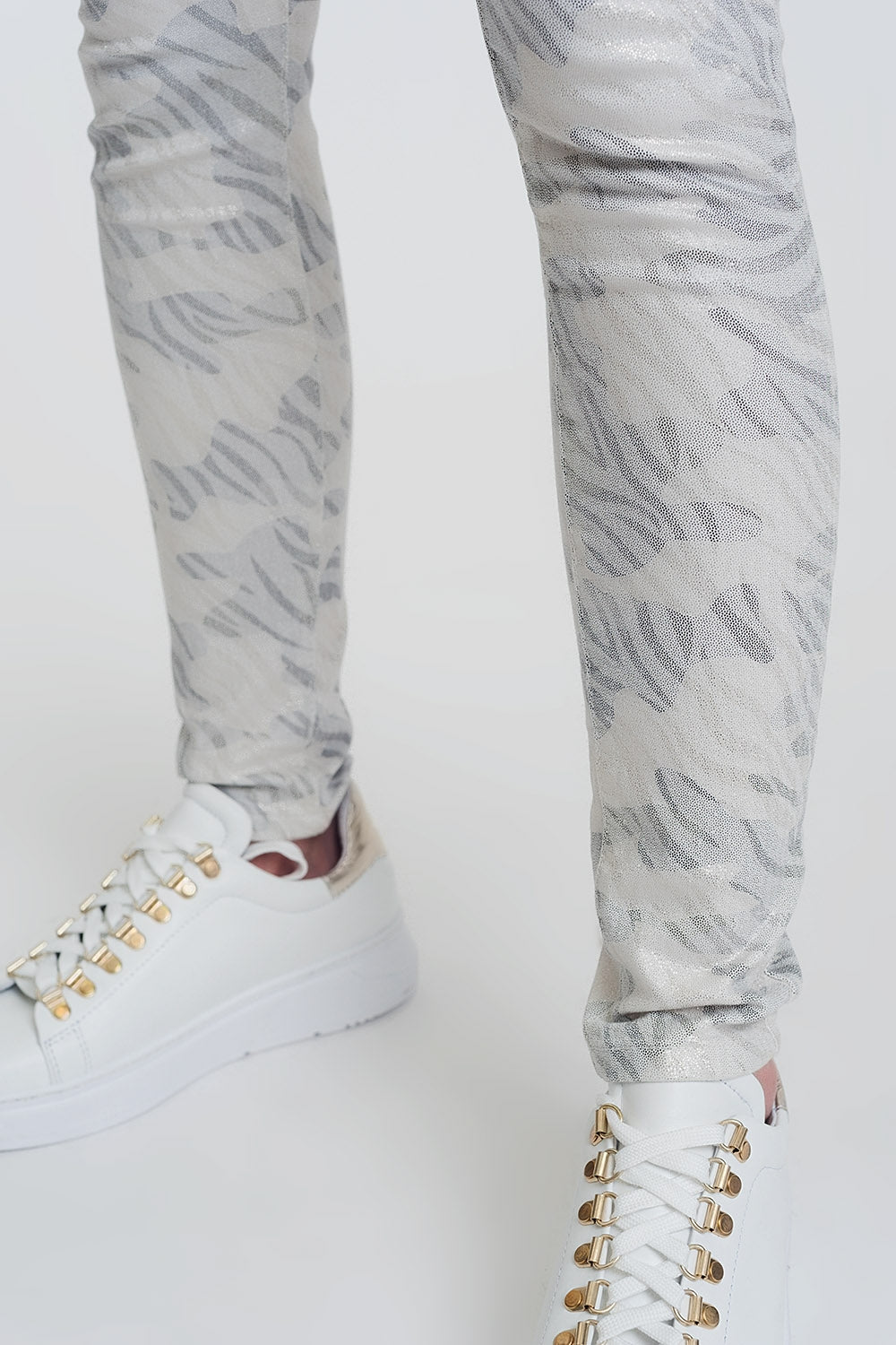 Super Skinny Pants with Stirrup in Camo