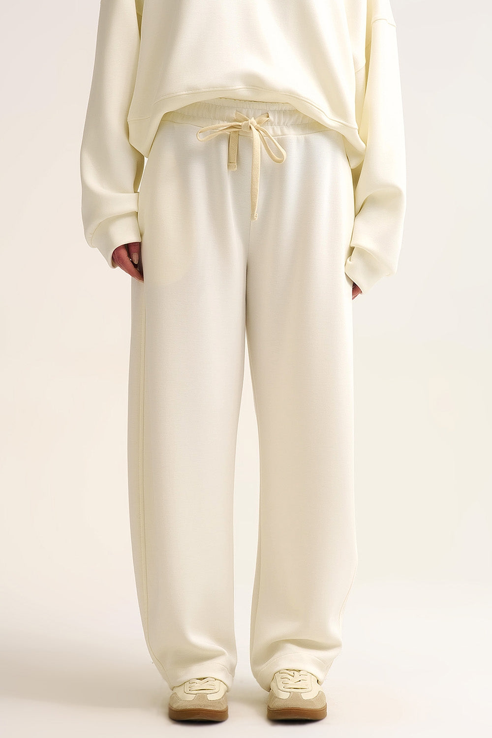 Q2 Super-Soft Knit Jogger Pants in cream with Drawstring Waist