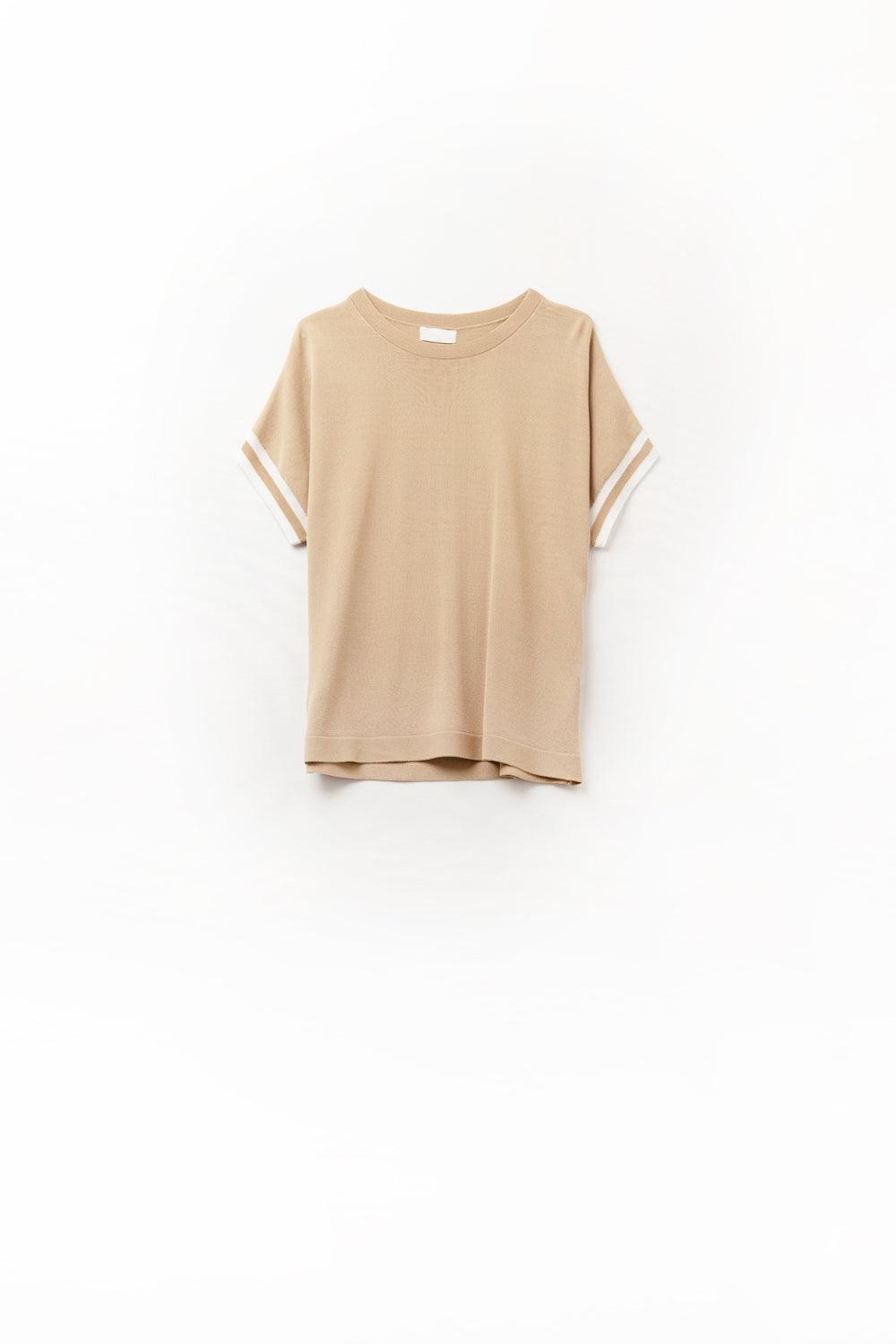 Q2 Sweater In Camel with white contrast detail