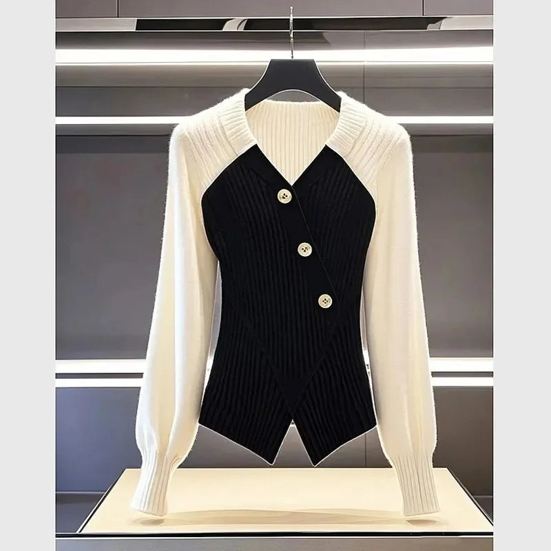 UNIKCOSA’s 2025 Color Block Knit Sweater — Slim Long-Sleeve Pullover Top