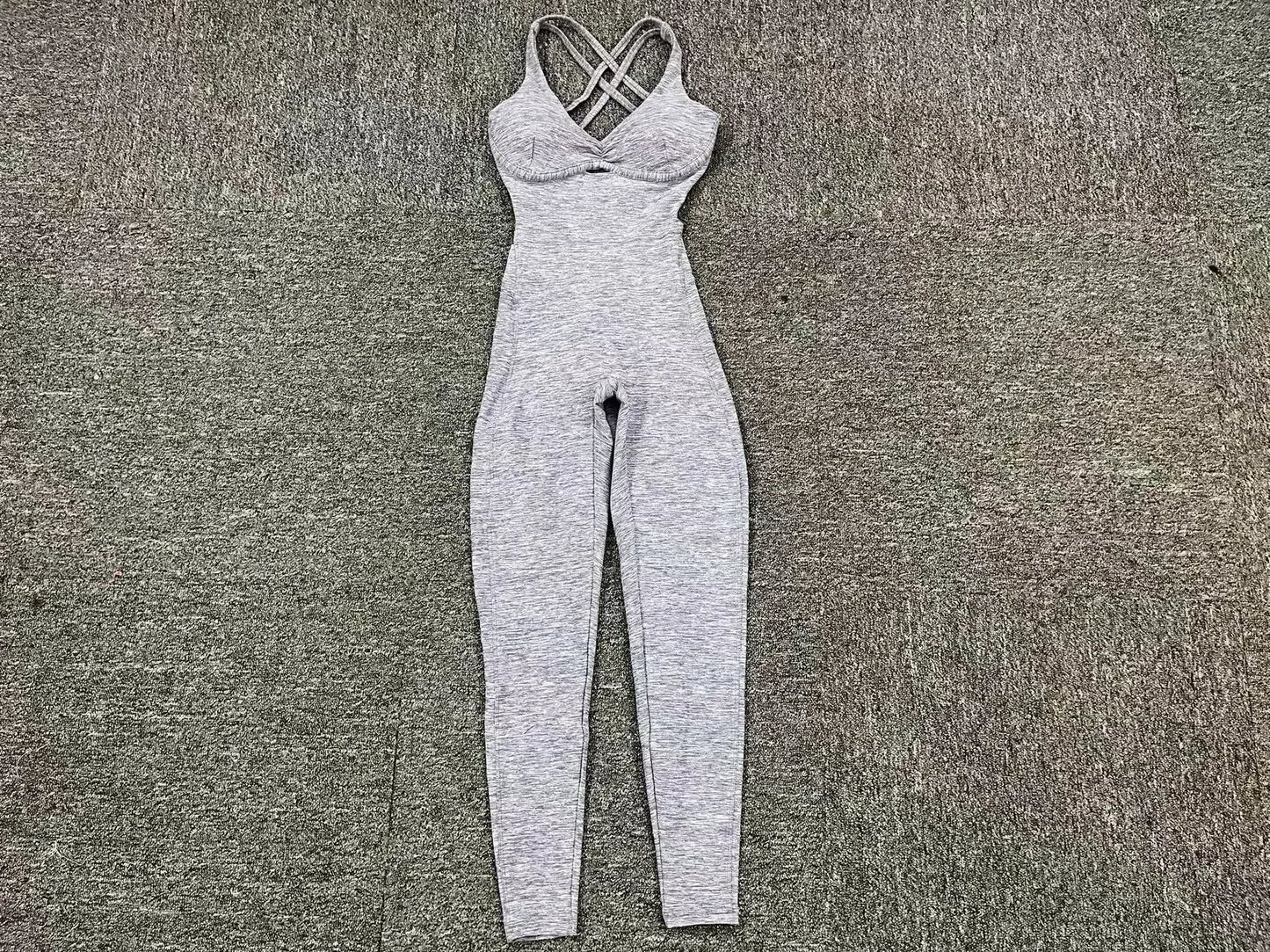 UNIKCOSA’s 2025 Sporty Jumpsuit — Push-Up Fitness Overalls for Gym, Yoga & Streetwear