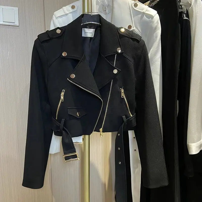 UNIKCOSA’s 2025 White Moto Jacket — Notched Collar Slim-Fit Y2K Coat