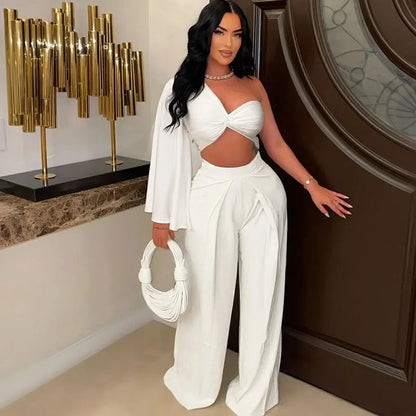 UNIKCOSA’s Black & White Co-Ord Set — One-Sleeve Crop Top + Wide-Leg Pants