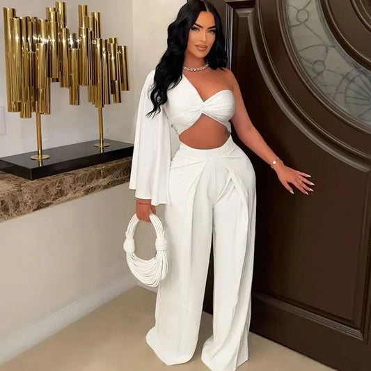 UNIKCOSA’s Black & White Co-Ord Set — One-Sleeve Crop Top + Wide-Leg Pants